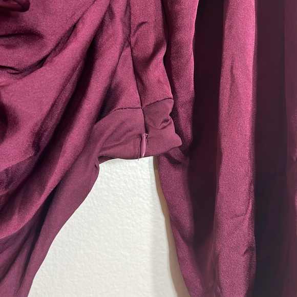 ASTR THE LABEL Center Cinch Off The Shoulder Bodysuit NWT - Picture 4 of 12